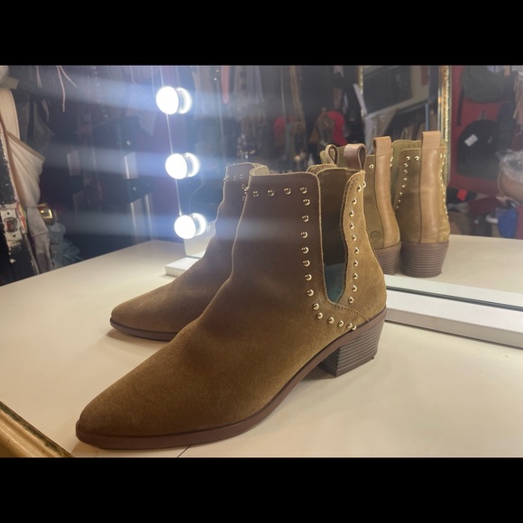 Summer time booties - Picture 2 of 3